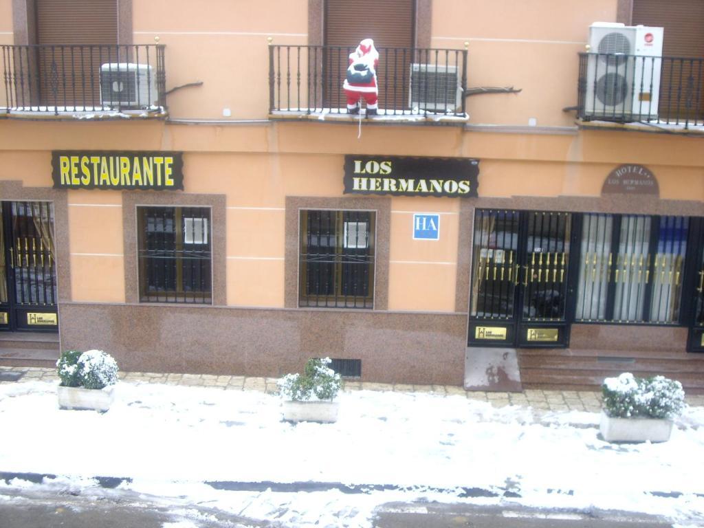Hotel Los Hermanos Ocaña Exterior foto