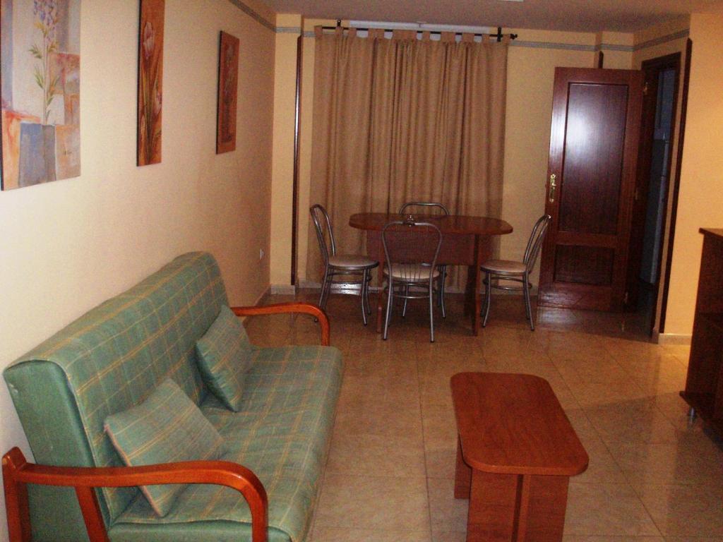 Hotel Los Hermanos Ocaña Habitación foto
